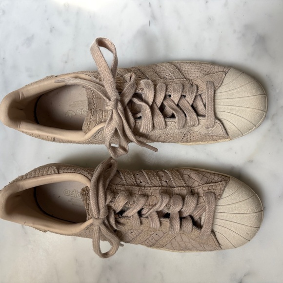 adidas Shoes - Adidas Cream Embossed snake Shelltoes